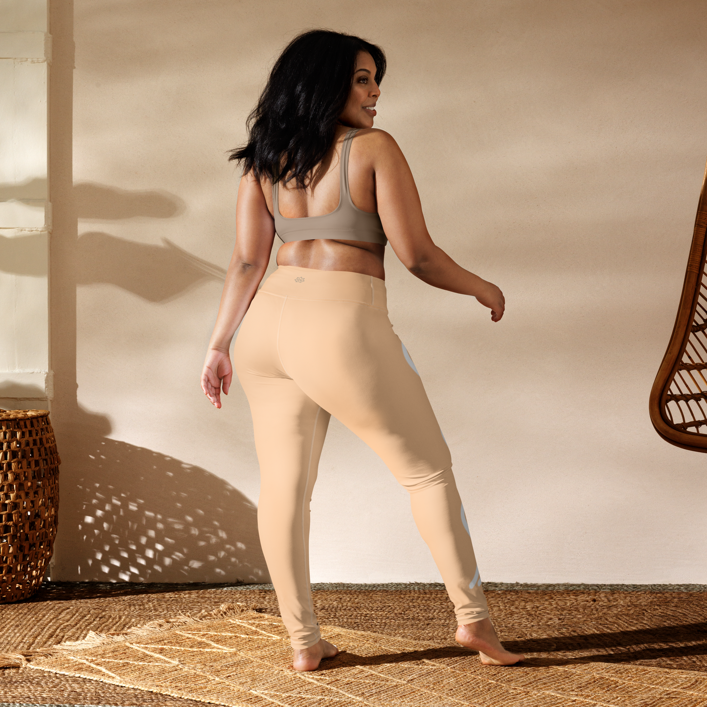Beige Flow Leggings – Vaallá Collection